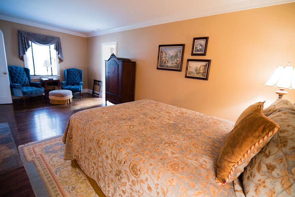 Stafford House Bed & Breakfast フェアファックス エクステリア 写真